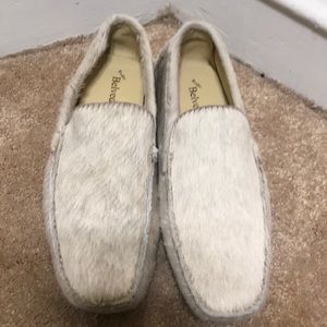 Cream Men’s size 9 Pony hair shoe by Belvedere